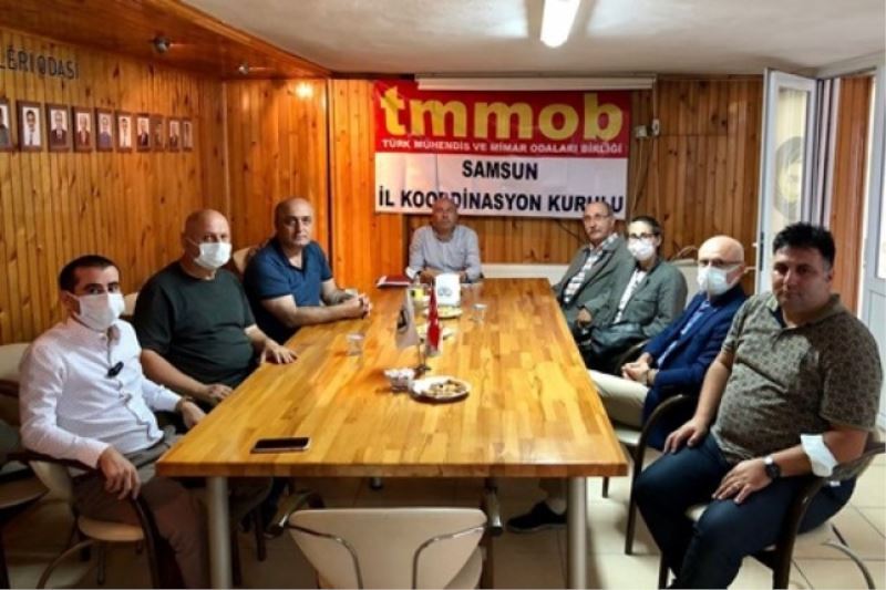 Samsun’da TMMOB üyesi mühendisler, mimarlar ve şehir plancıları dayanışma gününü kutladırlar…