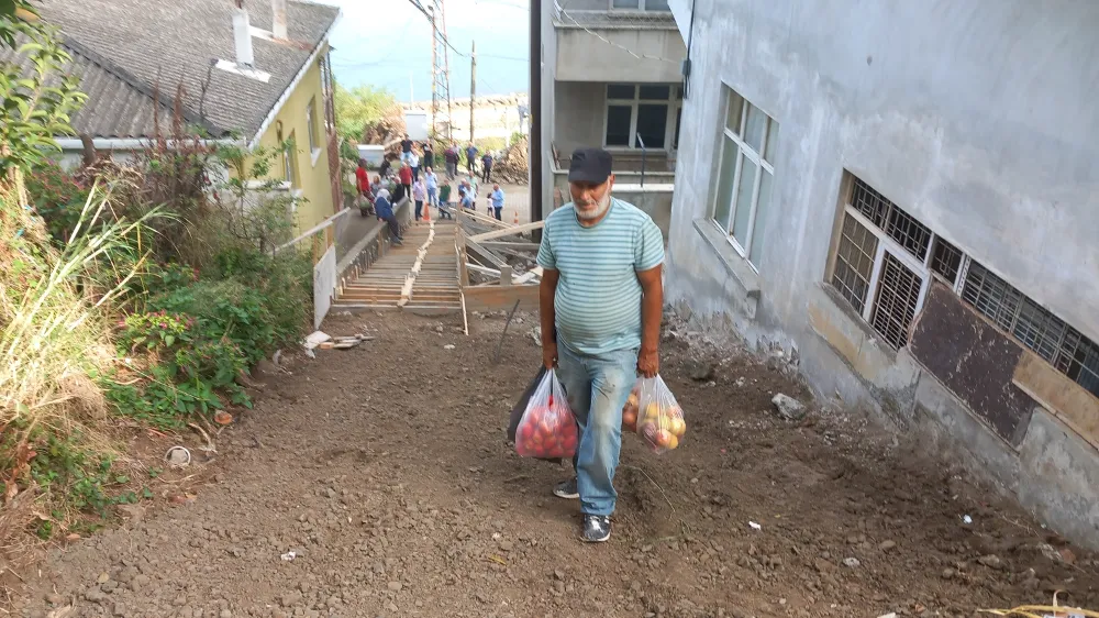 SAMSUN’UN CANİK İLÇESİ DERBENT MAHALLESİNDE SULAR DURULMUYOR!