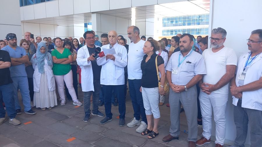 BAFRA DEVLET HASTANESİNDE HEKİME SİLAHLI SALDIRI!