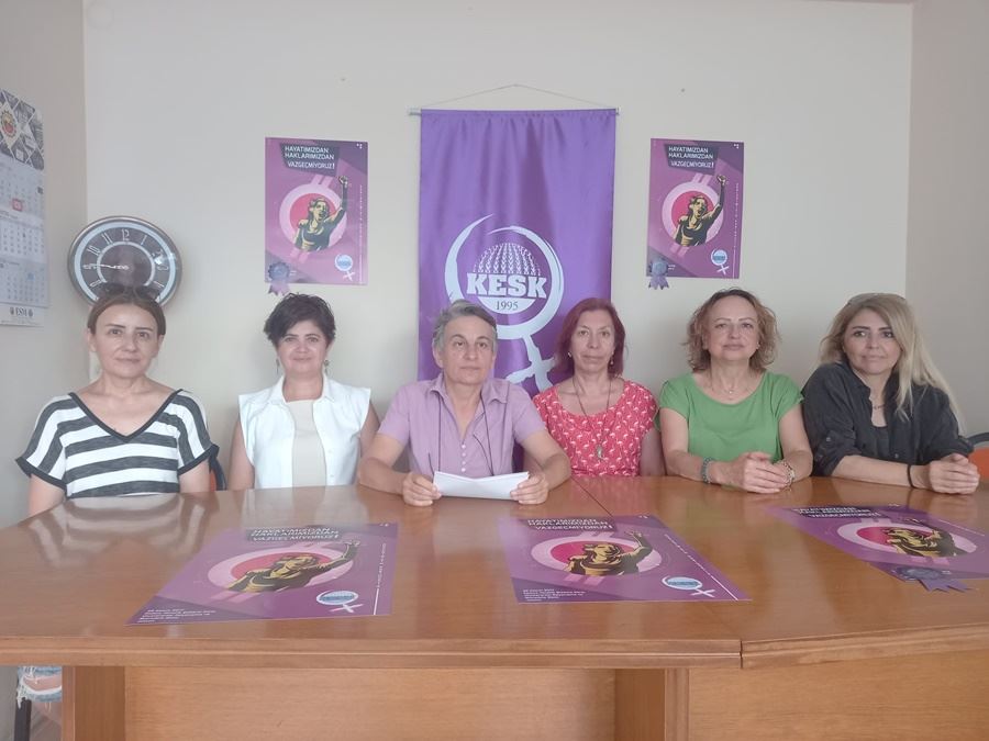 KADINLARIN TEMSİL EDİLDİĞİ GERÇEK BİR TOPLU SÖZLEŞME MASASINDA ISRAR EDİYORUZ!