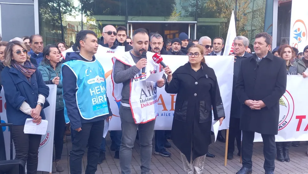 Samsun’da sağlık örgütleri: “Eziyet Yönetmelikleri Değil Sağlığa Bakan İstiyoruz!”