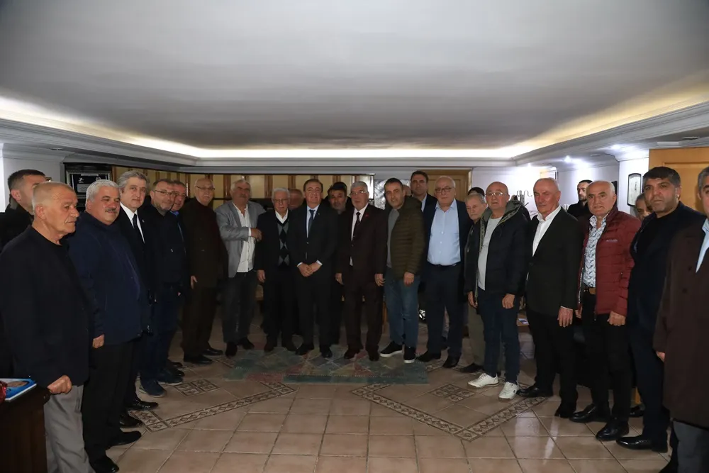 CHP SBB BAŞKAN ADAYI CEVAT ÖNCÜ: “ŞOFÖR ESNAFINA GÜVENCE VERDİ: KAŞ YAPARKEN GÖZ ÇIKARMAYACAĞIZ!”