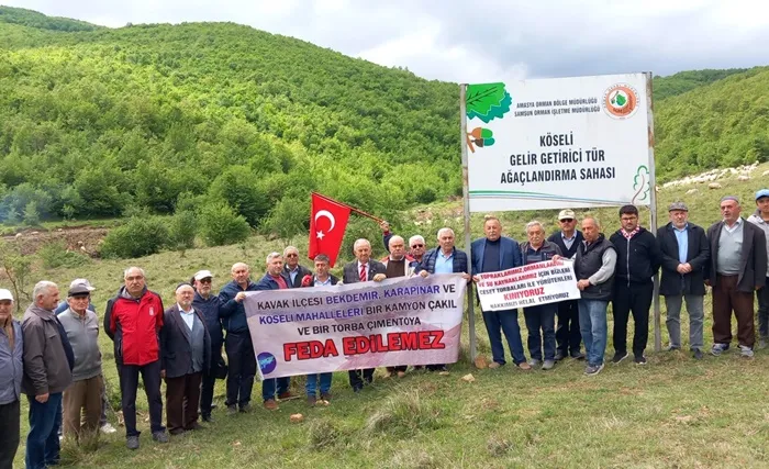 SAMSUN’UN KAVAK İLÇESİ KÖSELİ MAHALLESİ SAKİNLERİNİN TAŞOCAĞI TEPKİSİ!