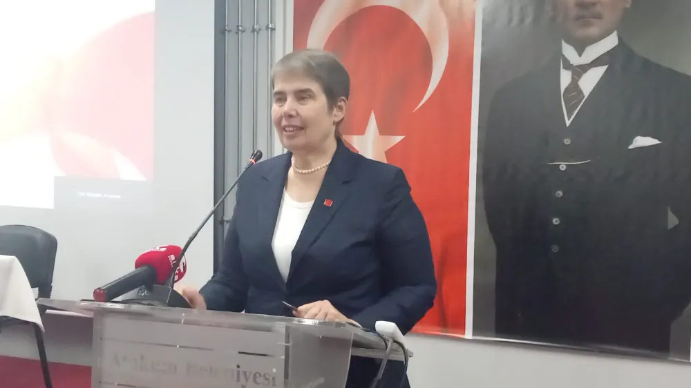 CHP’li Gölge Sağlık bakanı Opr.Dr. Zeliha Aksaz Şahbaz; “Tekkeköy’de 250 yataklı devlet hastanesinin ihtiyaç var mıdır, yok mudur? Sorgulamamız gerekli.