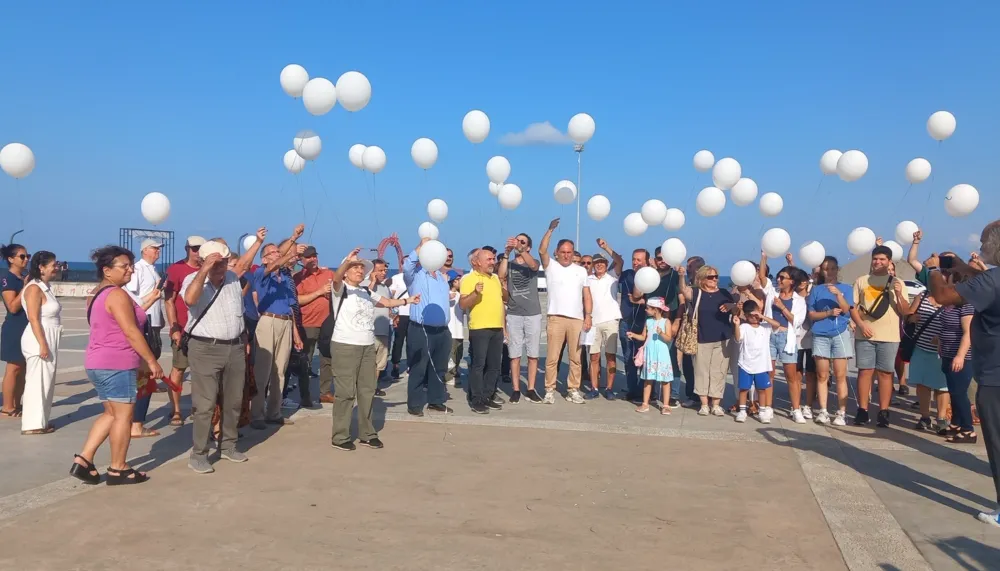 Samsun Emek ve Demokrasi Güçlerinden; 1 Eylül Dünya barış günü için balon uçurtma ve yüz boyama etkinliği