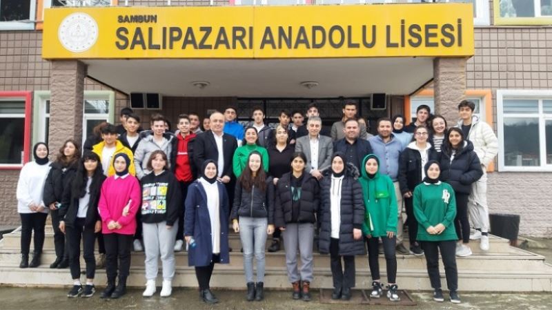 TMMOB BİLGİSAYAR MÜHENDİSLERİ ODASI SAMSUN TEMSİLCİLİĞİNDEN SALIPAZARI ANADOLU LİSESİNE MESLEK TANITIMI ZİYARETİ
